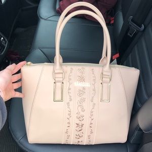 Reaction Kenneth Cole Purse